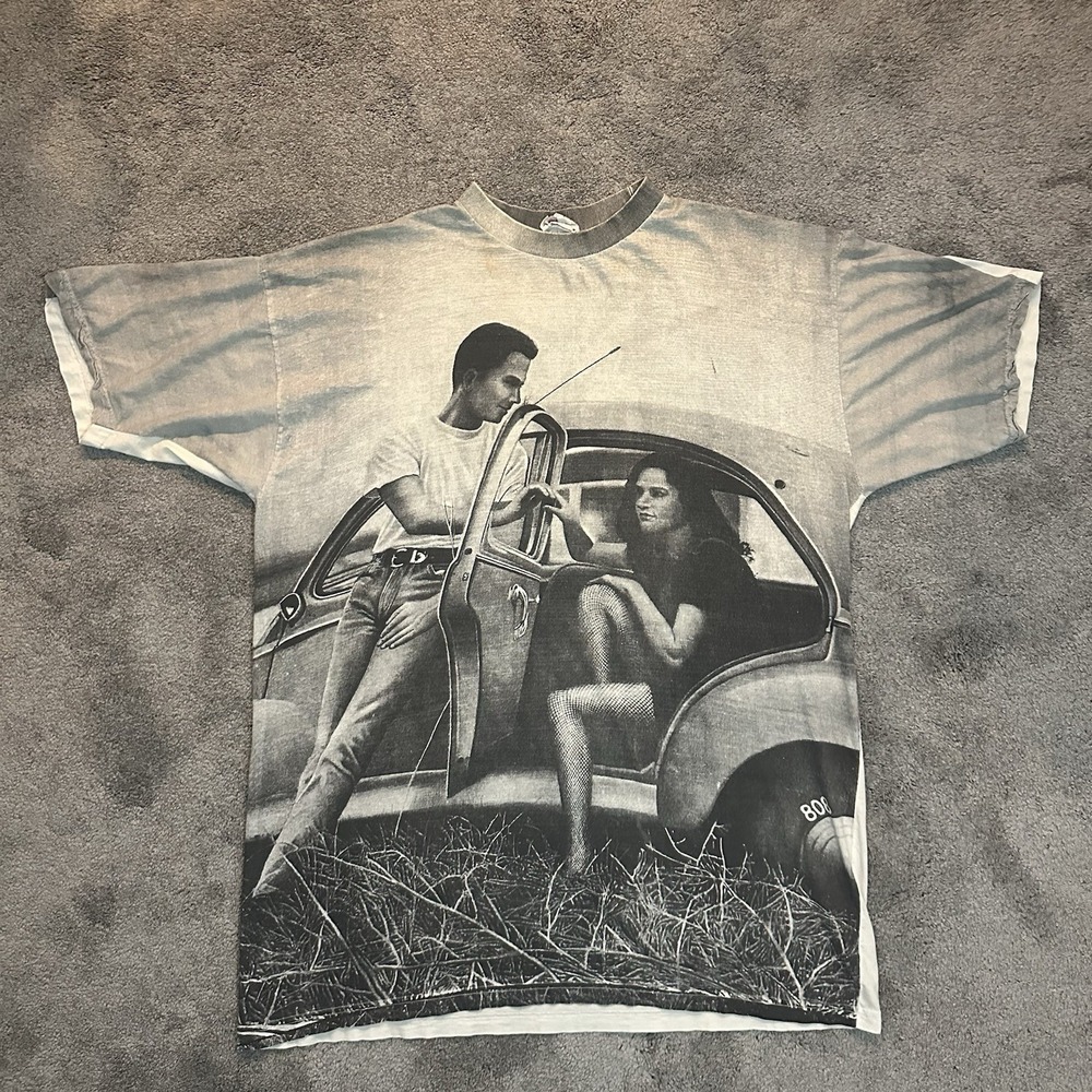 Vintage 90s Adorable Full Front Print T-shirt Fits XL Romantic Drama Car
